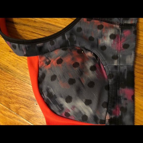Lululemon padded sports bra - Picture 5 of 5
